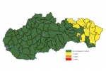Vo viacerých regiónoch východného Slovenska hrozia povodne