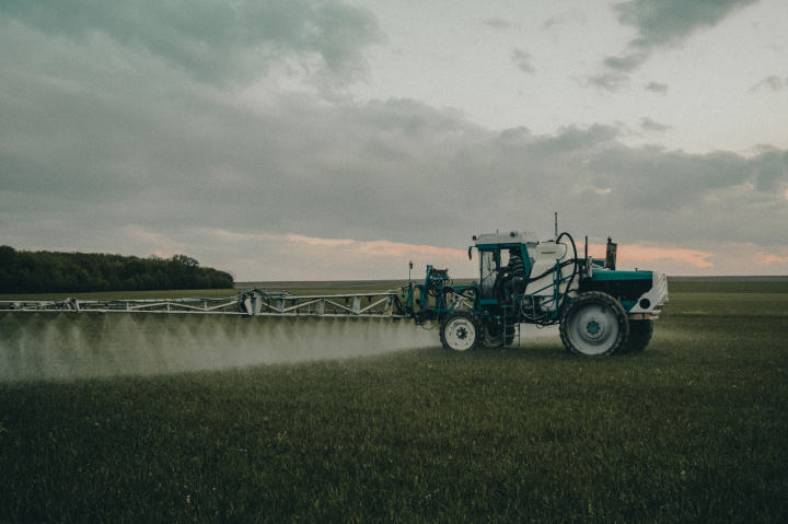 Európska komisia chce do 8 rokov znížiť pesticídy o polovicu