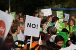 Stupňujúce sa protesty európskych poľnohospodárov prinášajú prvé úspechy